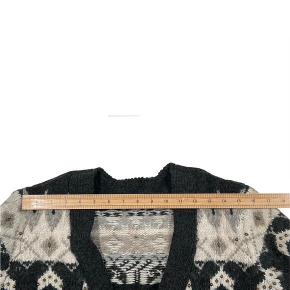 J.Jill Wool Blend Fair Isle Gray Button Cardigan Women's Size L Chevron w Beads - Picture 10 of 11